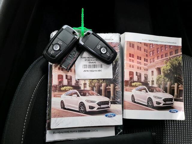 Ford MONDEO Wagon 2.0 IVCT HEV Titanium PANODAK | HYBRIDE | AUTOMAAT