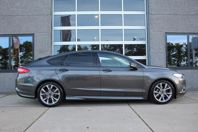 Ford MONDEO 1.5 -16v Ecoboost 161 Pk ST Line HB Navigatie / 18 inch LM / Dealer onderhouden