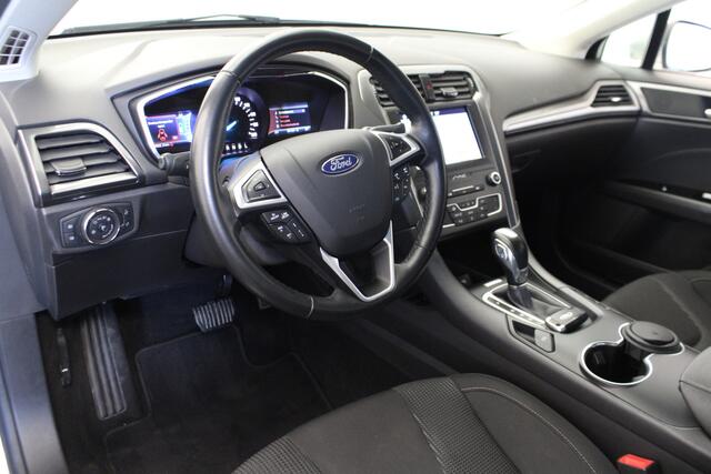 Ford MONDEO 2.0 IVCT HEV Titanium