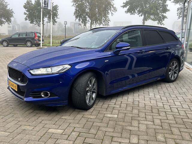Ford MONDEO Wagon 1.5 ST Line 50% deal 8.725,- ACTIE Schuif-kantel dak / Stoel-stuur verwarming / LED / Cruise