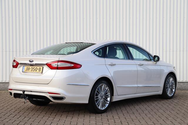 Ford MONDEO 2.0 Vignale Automaat | Leder | Stoelverwarming | Memory | Trekhaak | Navigatie | Camera