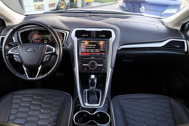 Ford MONDEO 2.0 Vignale Automaat | Leder | Stoelverwarming | Memory | Trekhaak | Navigatie | Camera