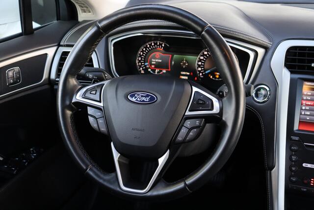 Ford MONDEO 2.0 Vignale Automaat | Leder | Stoelverwarming | Memory | Trekhaak | Navigatie | Camera