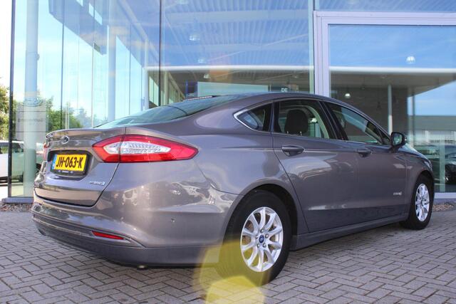 Ford MONDEO 2.0 IVCT HEV Titanium | Climate Control | Navigatie | Cruise Control | Lichtmetalen Velgen | Stoelverwarming | Voorruitverwarming