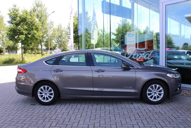 Ford MONDEO 2.0 IVCT HEV Titanium | Climate Control | Navigatie | Cruise Control | Lichtmetalen Velgen | Stoelverwarming | Voorruitverwarming