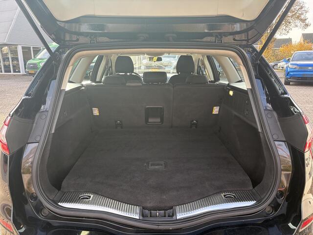 Ford MONDEO Wagon 1.5 EcoBoost ST Line 160pk | Trekhaak | Winterpack | Parkeersensoren | Navigatie | Climate Control