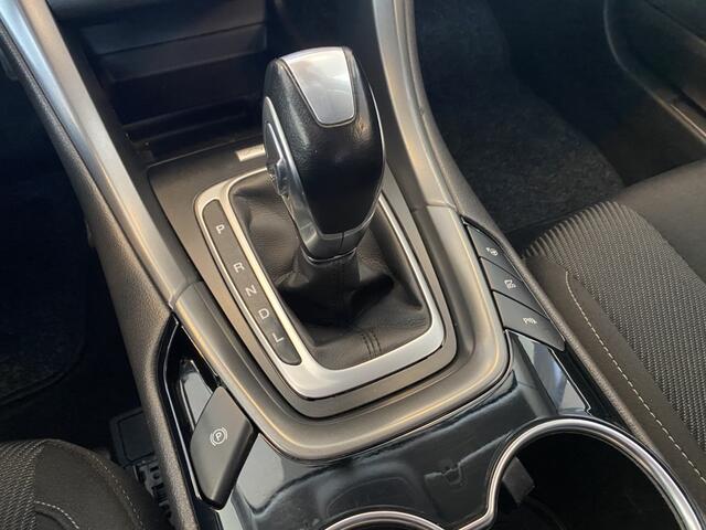 Ford MONDEO 2.0 IVCT HEV Titanium,100% Onderhouden,Automaat,Navigatie,Parkeerassistent,Keyless,Climate&Cruisecontrol,Spraakbediening,A&VSensoren,Two Tone Lak,19 Inch Lmv