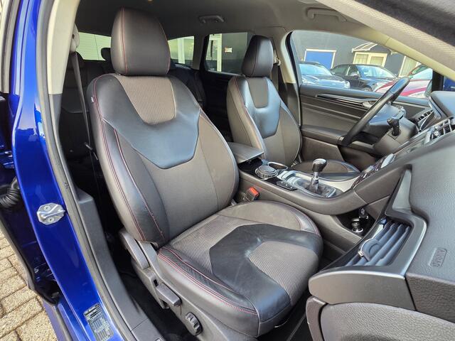 Ford MONDEO Wagon 1.5 ST Line NAVIGATIE|CAMERA|XENON LED|LEDER|KEY LESSGO &ENTRY|GETINT GLAS|18 INCH maandag tot vrijdag geopend van 09.00 uur tot 20.00 uur geopend en zaterdag van 09.00 tot 18.00 uur geopend