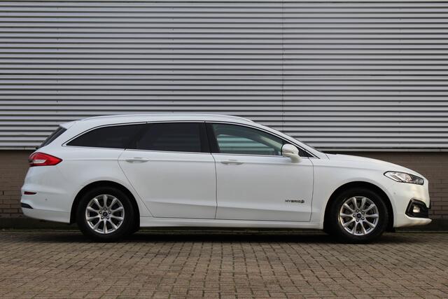Ford MONDEO Wagon 2.0 IVCT 190PK HEV Titanium | Panoramadak | Elektr. Trekhaak | Dealer Onderhouden | BLIS | Winterpack