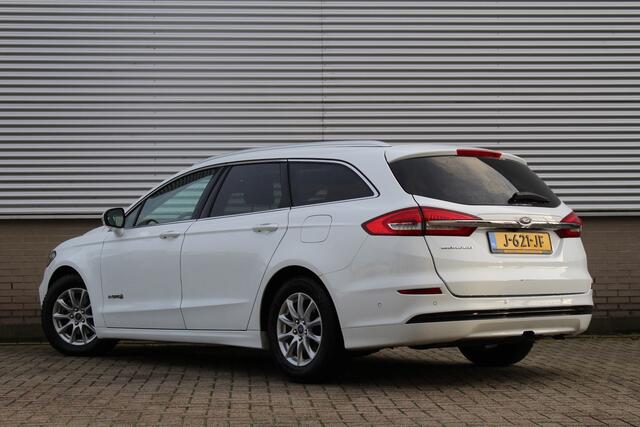 Ford MONDEO Wagon 2.0 IVCT 190PK HEV Titanium | Panoramadak | Elektr. Trekhaak | Dealer Onderhouden | BLIS | Winterpack