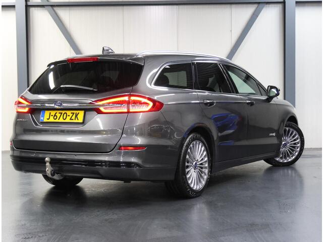 Ford MONDEO Wagon 187PK HEV Titanium | 1ste eigenaar | Trekhaak | 18"LMV | Privacy Glass | Stoelverwarming | Navigatie | Cruise Control | Climate Control | AUTOMAAT | Parkeersensoren | Isofix | Privacy Glass |