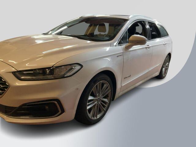 Ford MONDEO Wagon 2.0 IVCT HEV Vignale | Panoramadak | Adaptieve cruisecontrol | Trekhaak | Winter Pack | Adaptive cruise control | Achteruitrijcamera | Bestuurdersstoel Met Geheugen