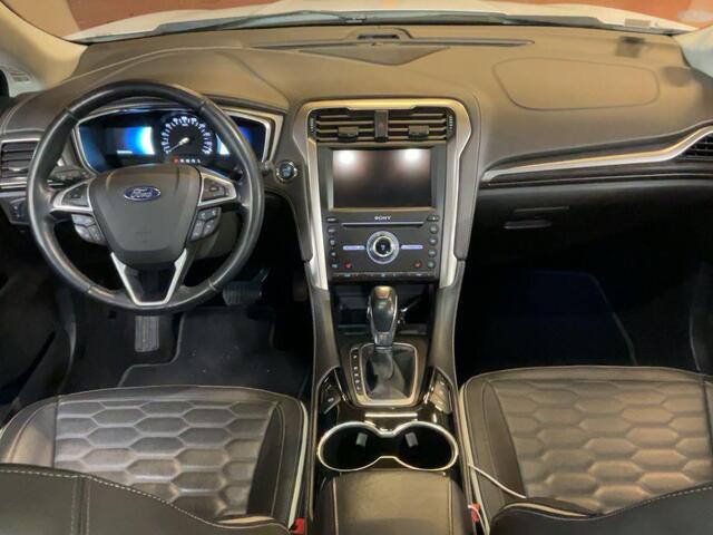 Ford MONDEO Wagon 2.0 IVCT HEV Vignale | Panoramadak | Adaptieve cruisecontrol | Trekhaak | Winter Pack | Adaptive cruise control | Achteruitrijcamera | Bestuurdersstoel Met Geheugen