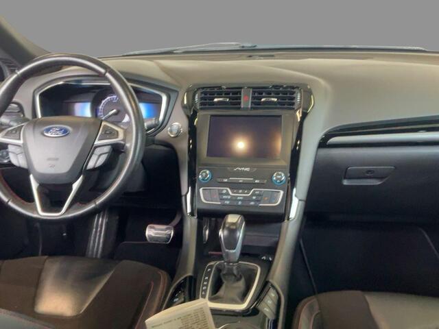 Ford MONDEO Wagon 2.0 IVCT HEV ST-Line 187pk | 18 inch velgen | Verwarmbare voorstoelen | Bestuurdersstoel Met Geheugen | Achteruitrijcamera | Half leder