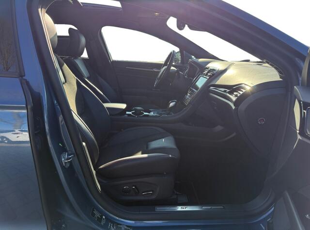 Ford MONDEO 2.0 IVCT HEV ST-Line I Trekhaak I Panoramadak | Afneembare trekhaak | Apple Carplay/Android Auto