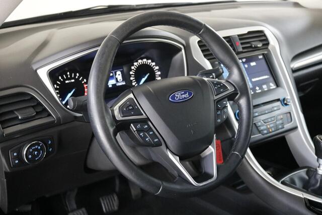 Ford MONDEO Wagon 1.5 Trend Climate | Cruise | Carplay | Trekhaak | Park. sensor