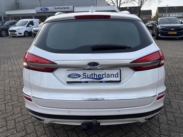 Ford MONDEO Wagon 2.0 IVCT HEV Vignale 187 pk | Panoramadak | Adaptieve cruise control | Trekhaak | Winter Pack | Adaptive cruise control | Achteruitrijcamera | Bestuurdersstoel Met Geheugen