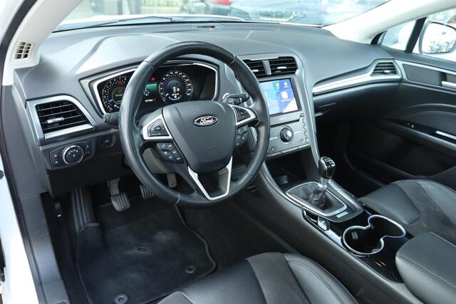 Ford MONDEO 1.5 TITANIUM SPORT | MAXTON | PANO | PARELMOER | TREKHAAK | CARPLAY | LED | KEY-LESS |