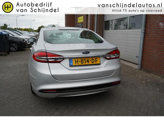 Ford MONDEO 2.0 IVCT HEV Titanium NL AUTO - NAP - AUTOMAAT NAVI - PARKEERSENSOREN V+A - CLIMA - CRUISE - DAB+ - RIJSTROOKSENSOR - LM VELGEN - AUT. VERLICHTING - 4 ELEKTR RAMEN / SPIEGELS