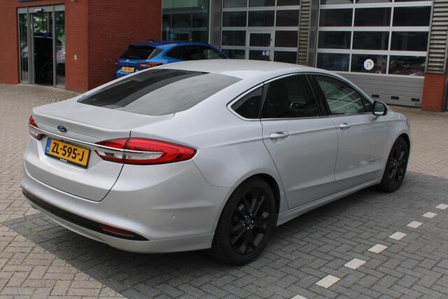 Ford MONDEO 2.0 IVCT HEV Titanium | Camera | Adaptieve Cruise Control | Navigatie | Stoelverwarming | Sony Audio