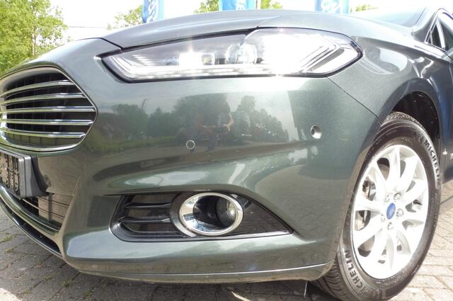 Ford MONDEO 2.0 IVCT HEV Titanium X Navi Camera Park Assist Adap.CrC veel luxe