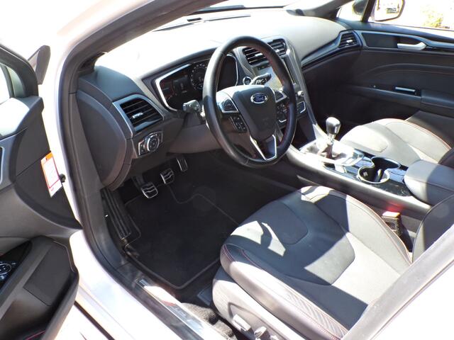 Ford MONDEO 1.5 ST Line FORD DEALER ONDERHOUDEN 165 PK N.A.P