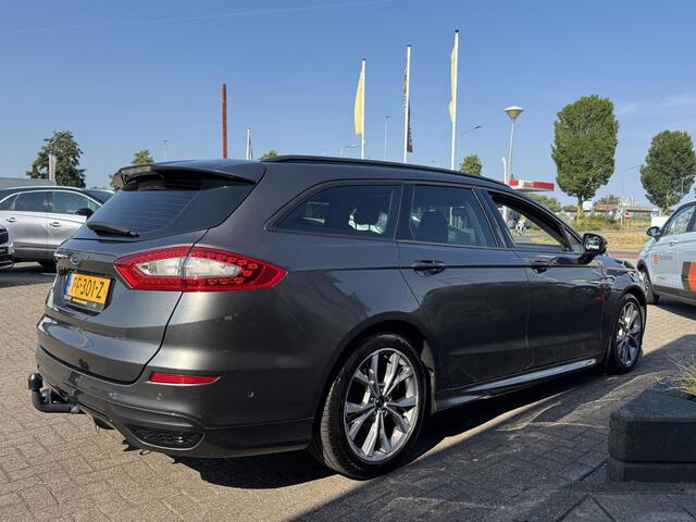 Ford MONDEO Wagon 1.5 ST Line Super mooie dikke ST line met trekhaak en 1250 kg trekgewicht | Beurt-apk-6 mnd. garantie | PDC | LED | 18"