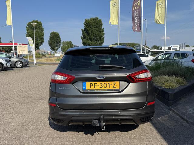 Ford MONDEO Wagon 1.5 ST Line Super mooie dikke ST line met trekhaak en 1250 kg trekgewicht | Beurt-apk-6 mnd. garantie | PDC | LED | 18"