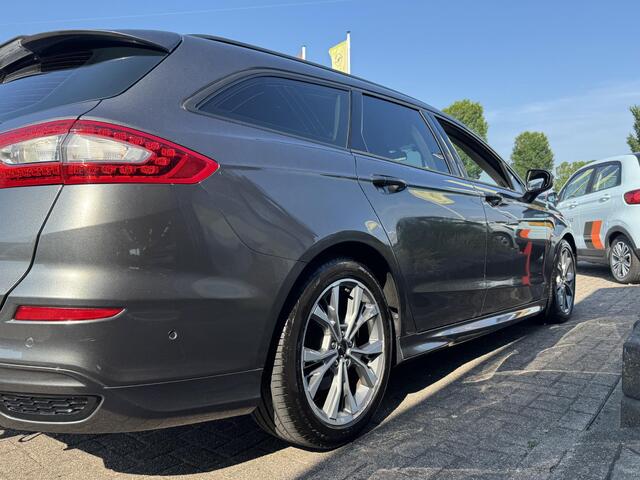 Ford MONDEO Wagon 1.5 ST Line Super mooie dikke ST line met trekhaak en 1250 kg trekgewicht | Beurt-apk-6 mnd. garantie | PDC | LED | 18"