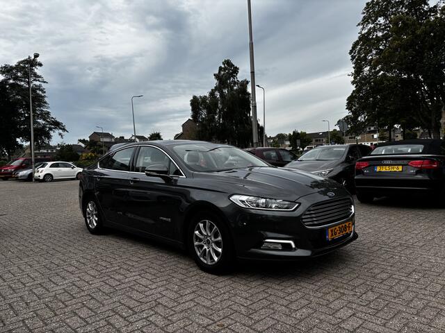 Ford MONDEO 2.0 IVCT HEV Titanium