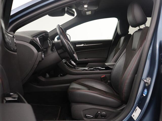 Ford MONDEO Wagon 2.0 IVCT HEV Vignale | Leder/alcantara | Memory | Cruise control | Dodehoek detectie | Stuur/stoel verwarming | Achterbank verwarming | Carplay | Camera | Park assist | Elektrische achterklep