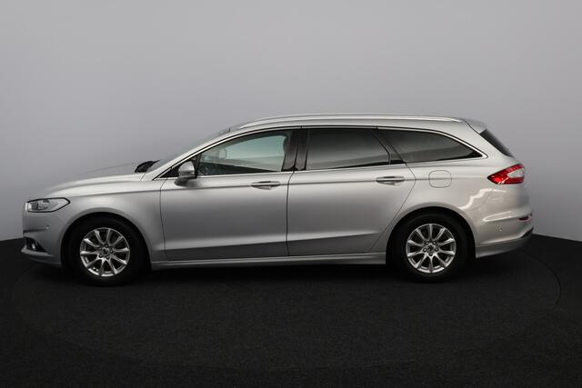Ford MONDEO Wagon 1.5 TDCi Trend/ Airco/ Navi/ 6-Bak/ Bluetooth/ DAB+/ Cruise/ Elek.Pakket/ Getint-Glas/ PDC V+A/ C.V. Afstand/ Multi-Stuur/ Dakrail