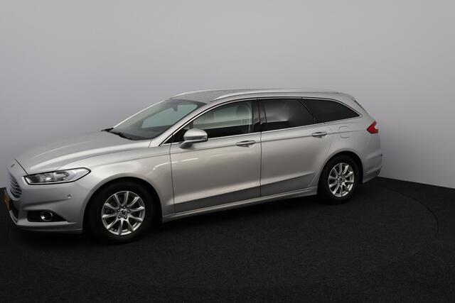 Ford MONDEO Wagon 1.5 TDCi Trend/ Airco/ Navi/ 6-Bak/ Bluetooth/ DAB+/ Cruise/ Elek.Pakket/ Getint-Glas/ PDC V+A/ C.V. Afstand/ Multi-Stuur/ Dakrail