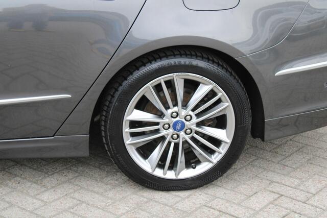 Ford MONDEO Wagon 2.0 IVCT HEV Vignale | 104.700 KM | Lederen interieur | Trekhaak | Adaptieve Cruise Control