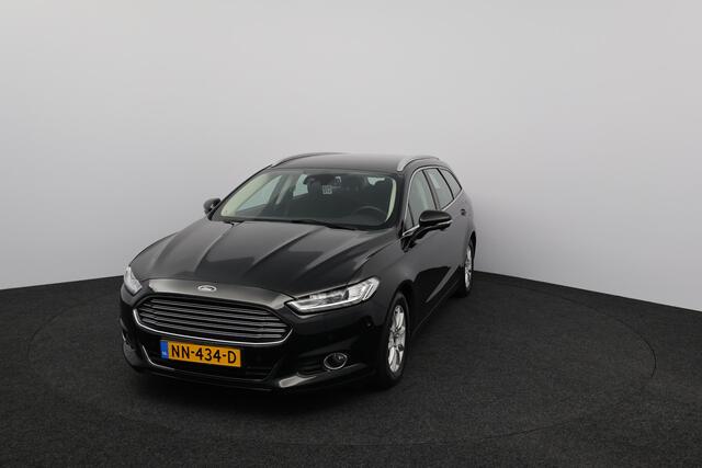 Ford MONDEO Wagon 1.5 TDCi Titanium/ LED Koplampen/ Voorruitverw./ Keyless/ Dode-Hoek DET./ PDC V+A/ Android-Auto/ PDC V+A/ Lane-Assist./ Grootlicht Assist./ 16'' LMV/ Chroom.