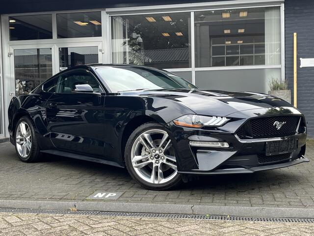 Ford MUSTANG Fastback 2.3 EcoBoost PREMIUM PACKAGE / CLIMA / CRUISE / NAVI