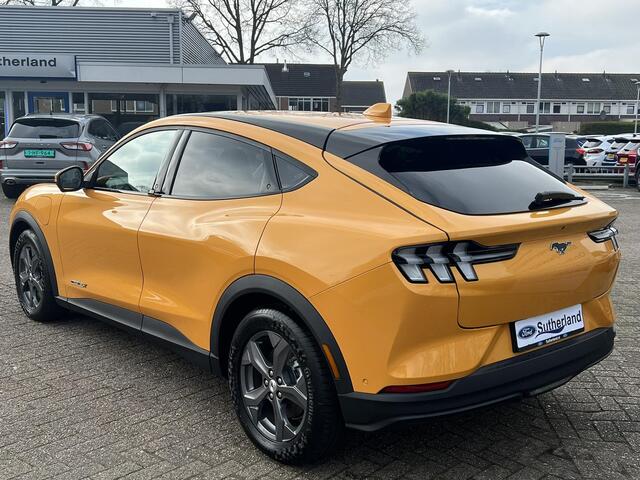 Ford MUSTANG Mach-E 98kWh Extended RWD Nieuw SCI 291pk | Ford Voorraad | Technology Pack | Cyber Orange | DAB + | Bang & Olufsen | Adaptieve cruise control | Lane assist