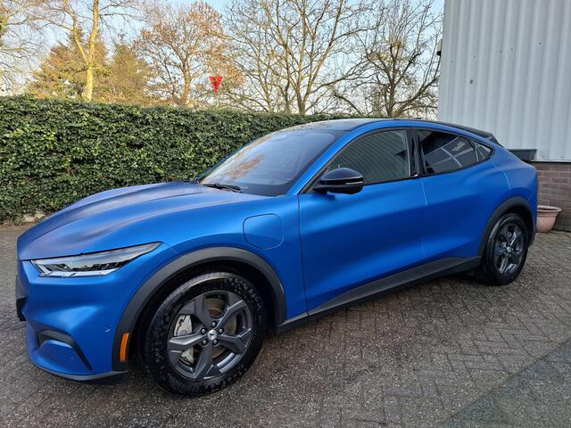 Ford MUSTANG Mach-E Extended RWD 98 kWh 24750.- EX BTW PANODAK
