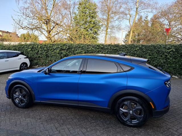 Ford MUSTANG Mach-E Extended RWD 98 kWh 24750.- EX BTW PANODAK