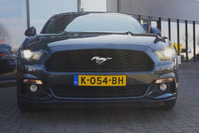 Ford MUSTANG Fastback 2.3 EcoBoost 317 PK, Milltek Uitlaatsysteem, Stoelkoeling- & Verwarming, Camera, Premium Pack