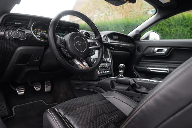 Ford MUSTANG Fastback 2.3 EcoBoost 370pk *Sportuitl-Carbon-Vent & Verw Stoelen