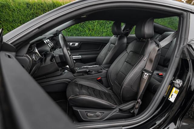 Ford MUSTANG Fastback 2.3 EcoBoost 370pk *Sportuitl-Carbon-Vent & Verw Stoelen