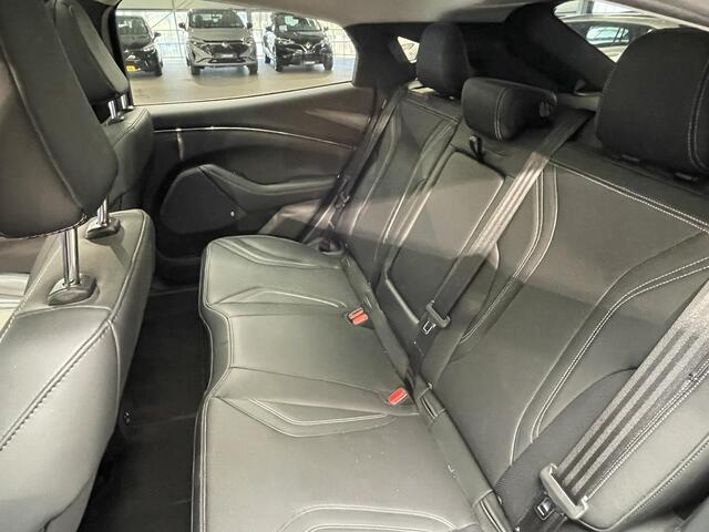 Ford MUSTANG Mach-E RWD 75 kWh Electric | Adaptive Cruise controle | Memory seats |