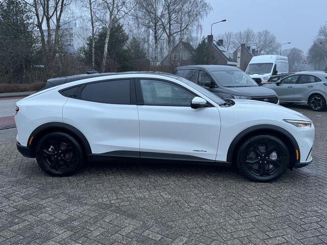 Ford MUSTANG Mach-E RWD 75 kWh 269pk Panorama dak | Adaptieve Cruise | Technology Pack+ | Full Leder | 360 Camera's | B&O Audio