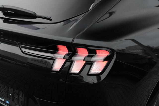 Ford MUSTANG Mach-E Extended Premium RWD 98 kWh Technology Pack + | Panoramadak | Adaptieve Cruis | B&O Play