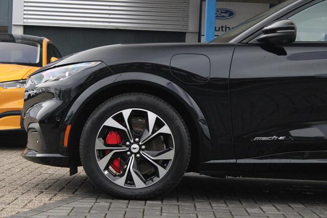 Ford MUSTANG Mach-E Extended Premium RWD 98 kWh Technology Pack + | Panoramadak | Adaptieve Cruis | B&O Play