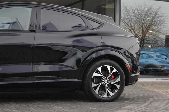 Ford MUSTANG Mach-E Extended Premium RWD 98 kWh Technology Pack + | Panoramadak | Adaptieve Cruis | B&O Play