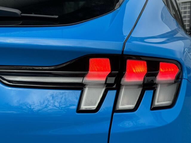 Ford MUSTANG Mach-E Premium 98kwh Extend Range RWD DIRECT LEVERBAAR!