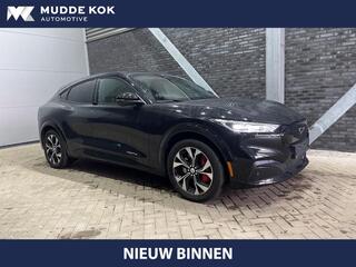 ford-mustang-mach-e-extended-premiu
