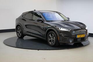 ford-mustang-mach-e-extended-rwd-98